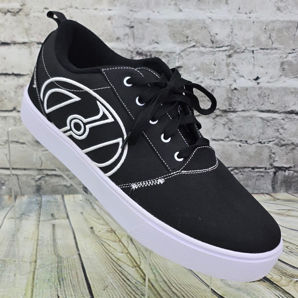 Heelys Pro 20 LG Skate Shoes Men 13 Black White Canvas Roller Sneakers HE100440